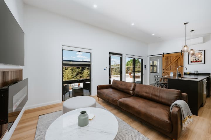 Petit Verdot—a Central Luxe Wine Retreat - Mudgee