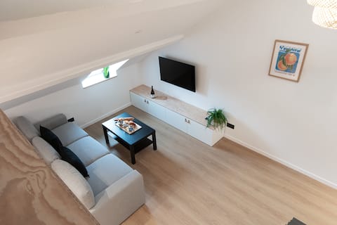 Airbnb performant: Le jaune Girasol - Dijon Station & Center à Centre Ville