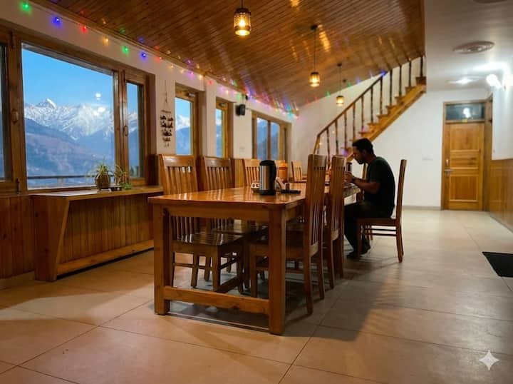 Luxurious Room In Manali With Bonfire - Manali