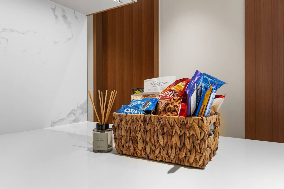 2 Bedroom Furnished Apartment | Address Residences Dubai Opera 24