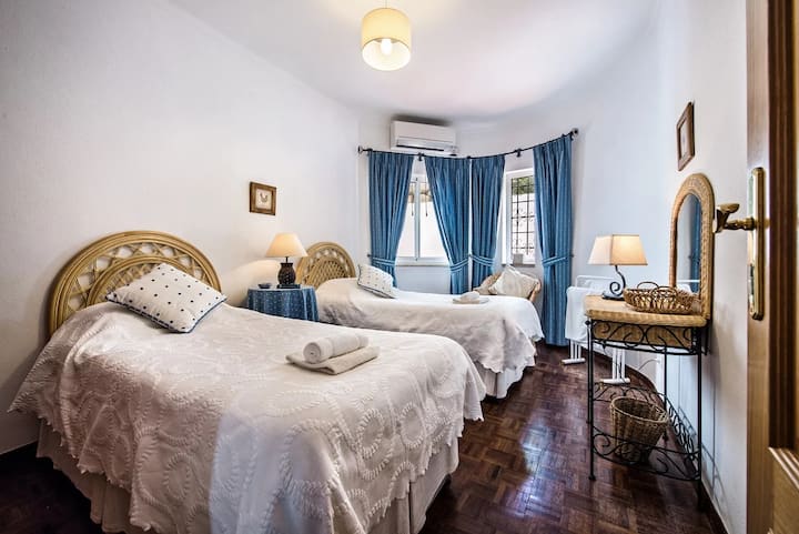 ห้องนอนนี้สามารถใช้ห้องน้ำหลักได้