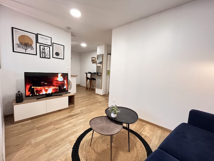 Paris 24 - Studio Calme, Cosy Proche Centre Reims - Tinqueux