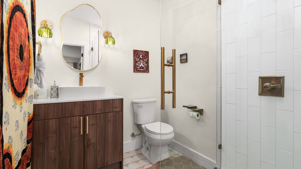 Austin Oasis | Movie Area | Hot Tub