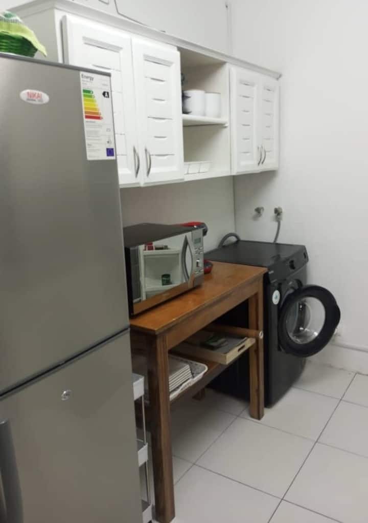 Appartement Confortable Meublé Proche De La Mer - Gabon