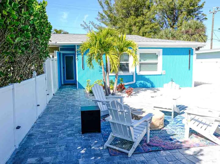 Hightide Hideout- Boat Ramp - Holmes Beach, FL