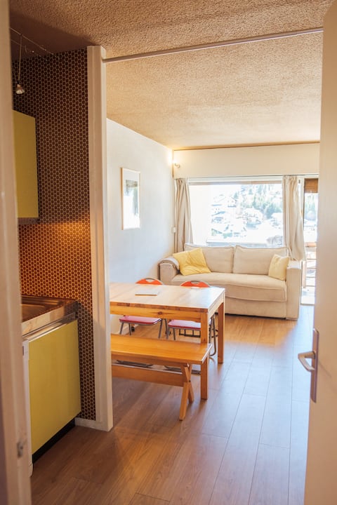 Popular Airbnb listing: Altitude 1842 – Studio at the foot of the trails in Bolquère