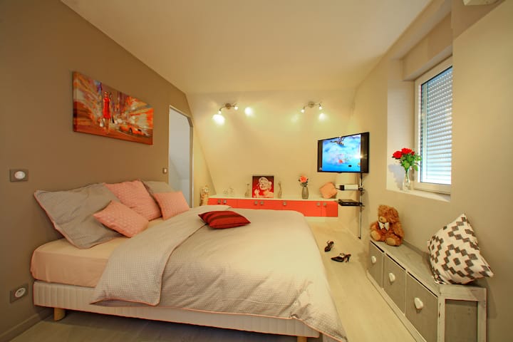 غرفة النوم 2