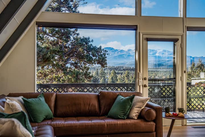 Modern A-frame Escape I Stunning Views I Hot Tub - Woodland Park, CO