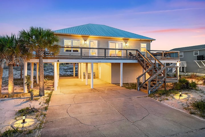 Castaway Cove Beach House - Navarre, FL