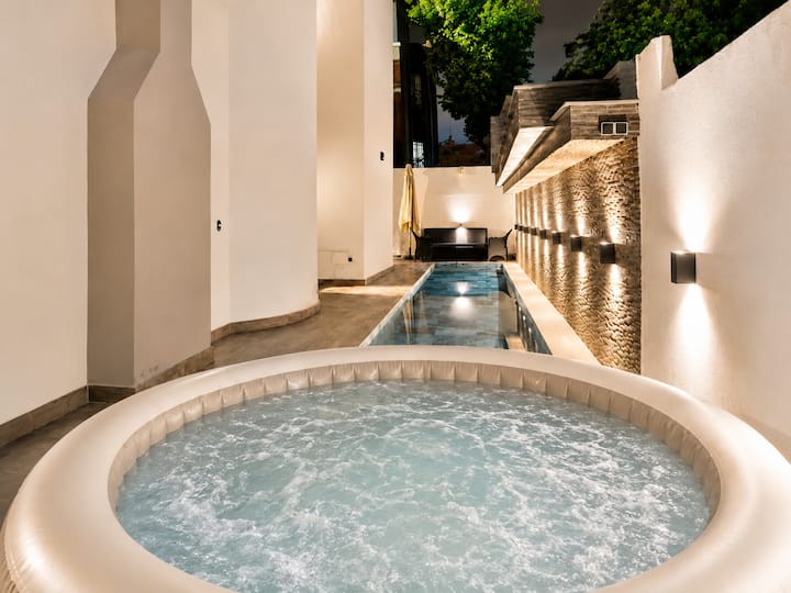 Luxury Riad Villa With Pool & Jacuzzi Near Medina - Marrakech