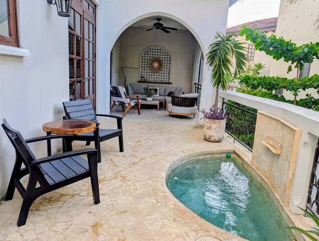 Las Catalinas 2BR | Outdoor Living + Plunge Pool