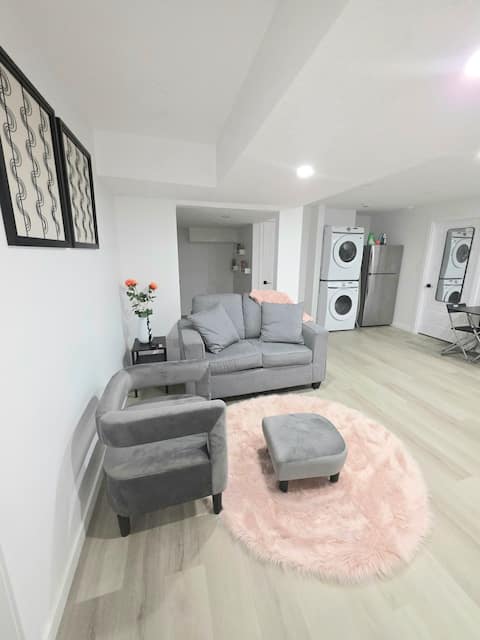 Popular Airbnb listing: Cozy Private 2-Bedroom Basement Suite in Glenridding Ravine