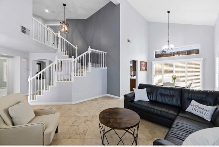 5 Br Home Perfect For Groups/family Near 14 Fwy - パームデール, CA