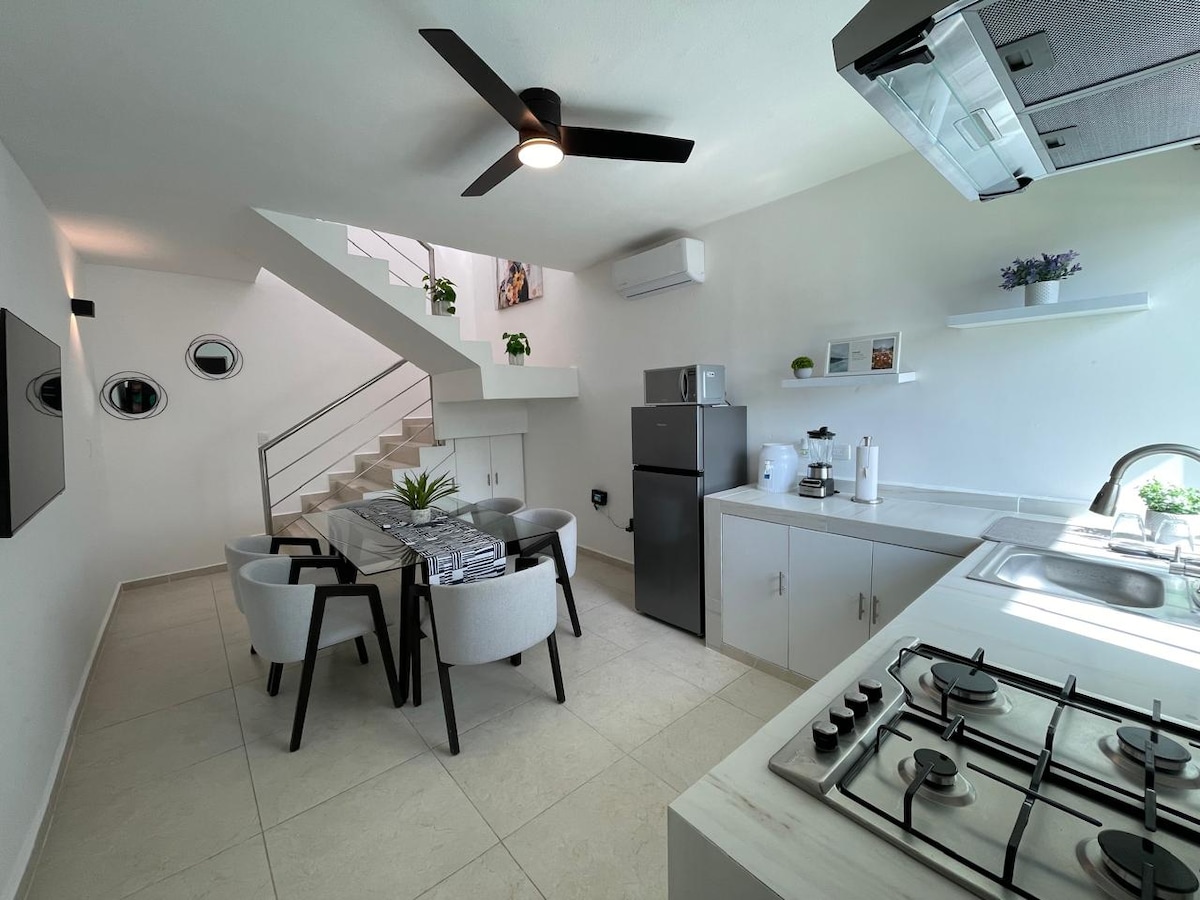 Top Airbnb: A practical place with character en Fraccionamiento Las Américas Ii