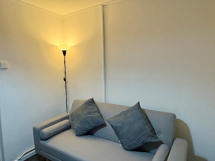 Spacious 2-bed Flat, Close To City| Sleeps 5. - 諾丁漢
