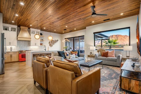 Successful Airbnb property: Luxury Private Pool and Pickleball Oasis in Santa Clara