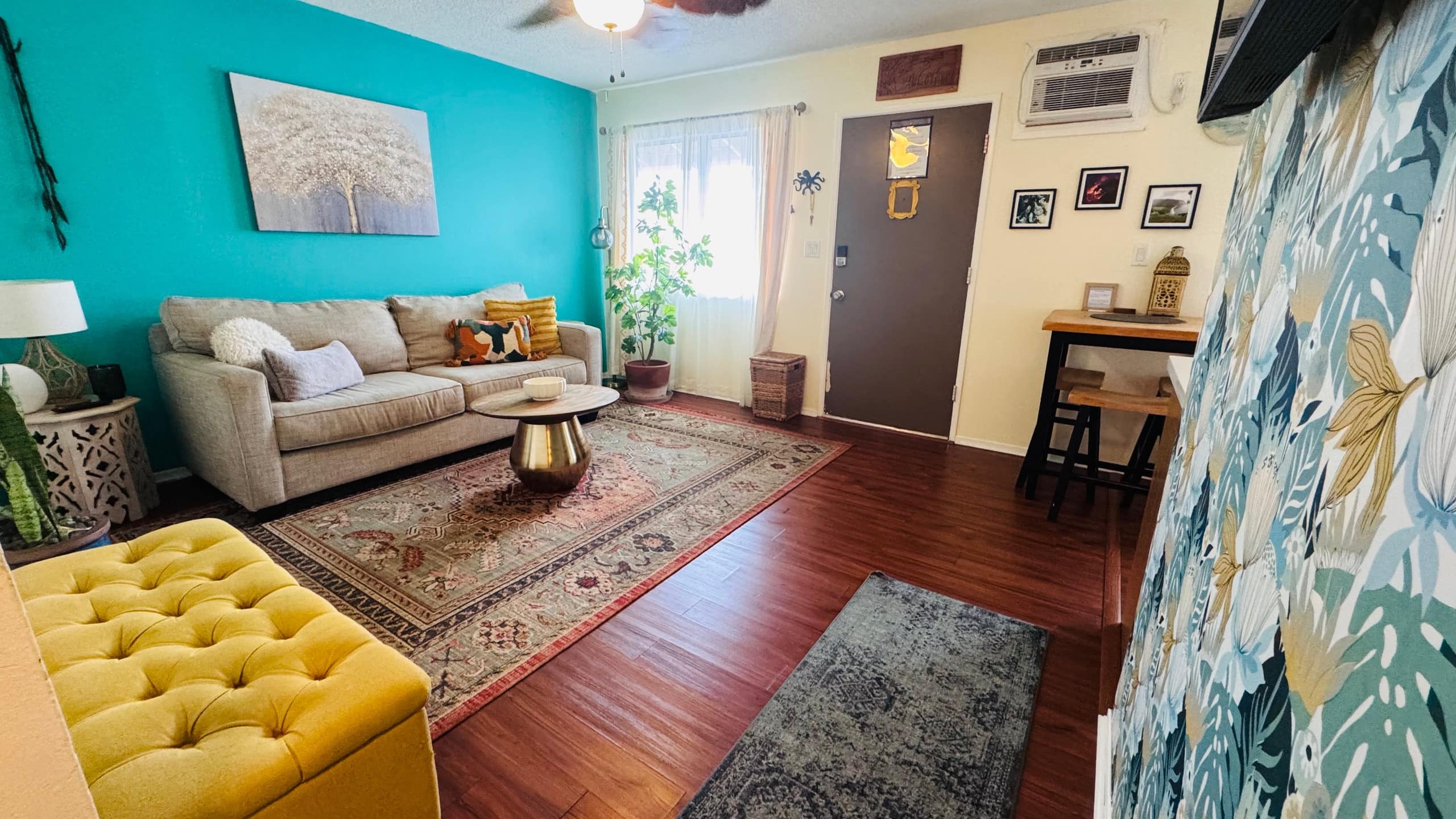Condo in Kailua-Kona · ★4.89 · 2 bedrooms · 2 beds · 1 bath - Image 2