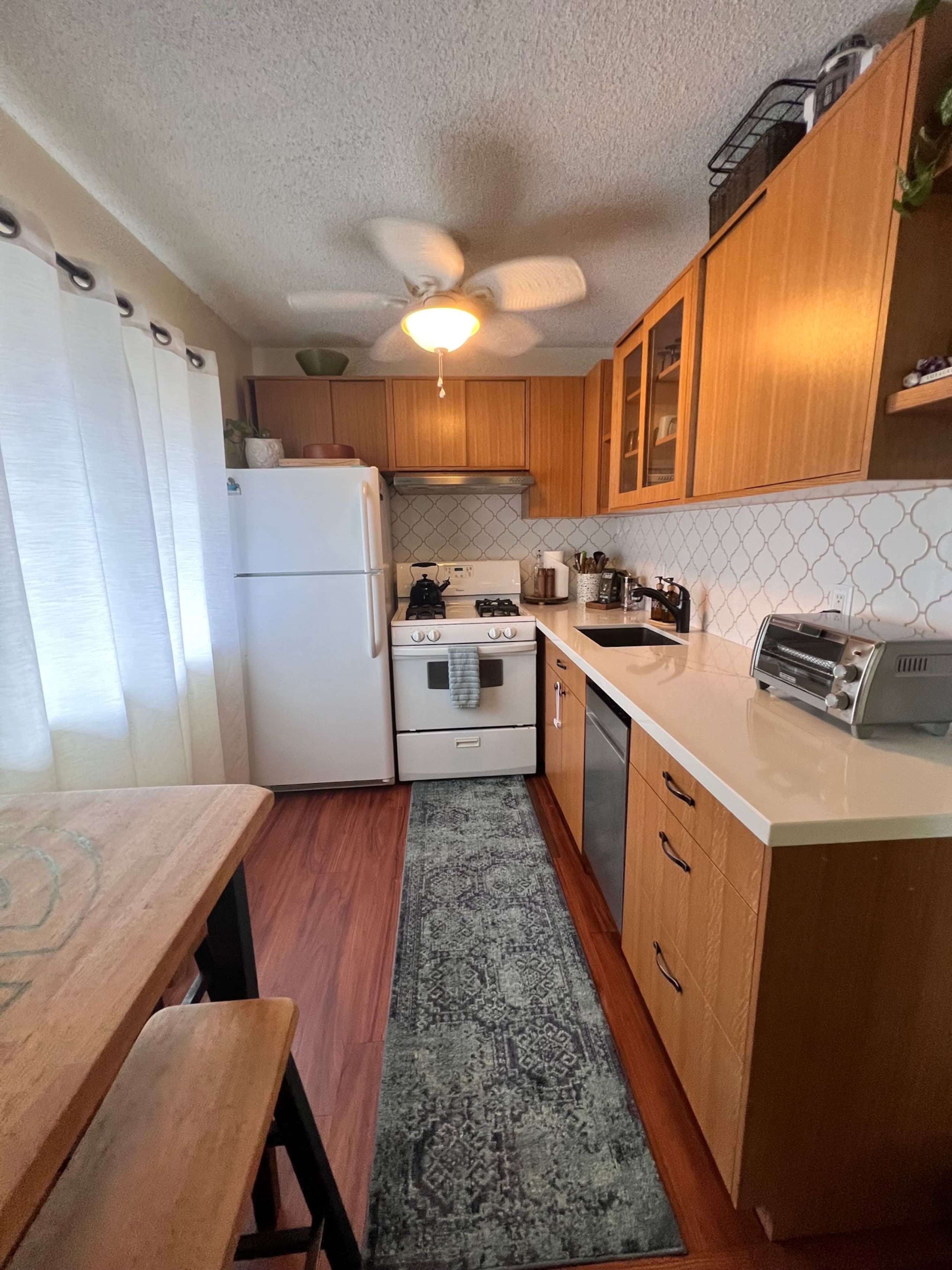 Condo in Kailua-Kona · ★4.89 · 2 bedrooms · 2 beds · 1 bath - Image 4