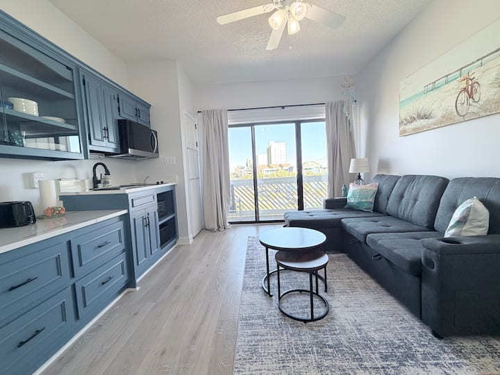 Charming 1br Condo By The Ocean In Murrells Inlet - Garden City, SC