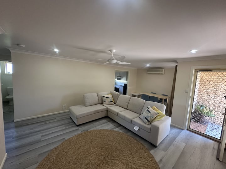 Private Apartment In Peaceful Street - ヤンバ