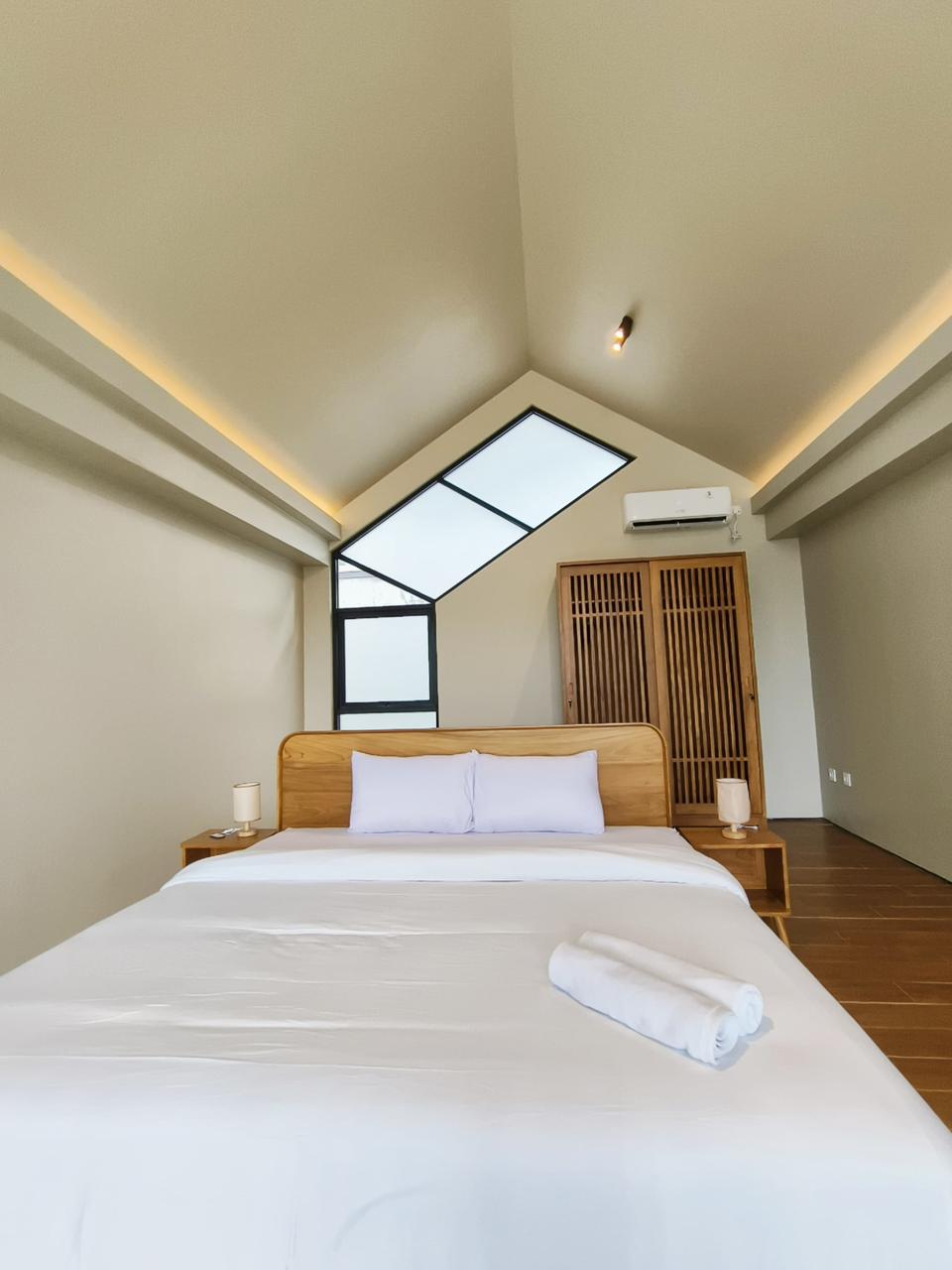 Home in South Kuta · 1 bedroom · 1 bed · 1 private bath, Airbnb karşılaştırması