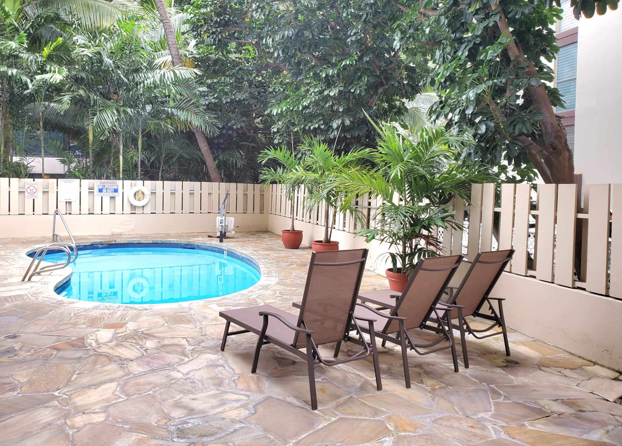 Hotel in Honolulu · ★4.84 · 1 bedroom · 1 bed · 1 private bath - Image 51