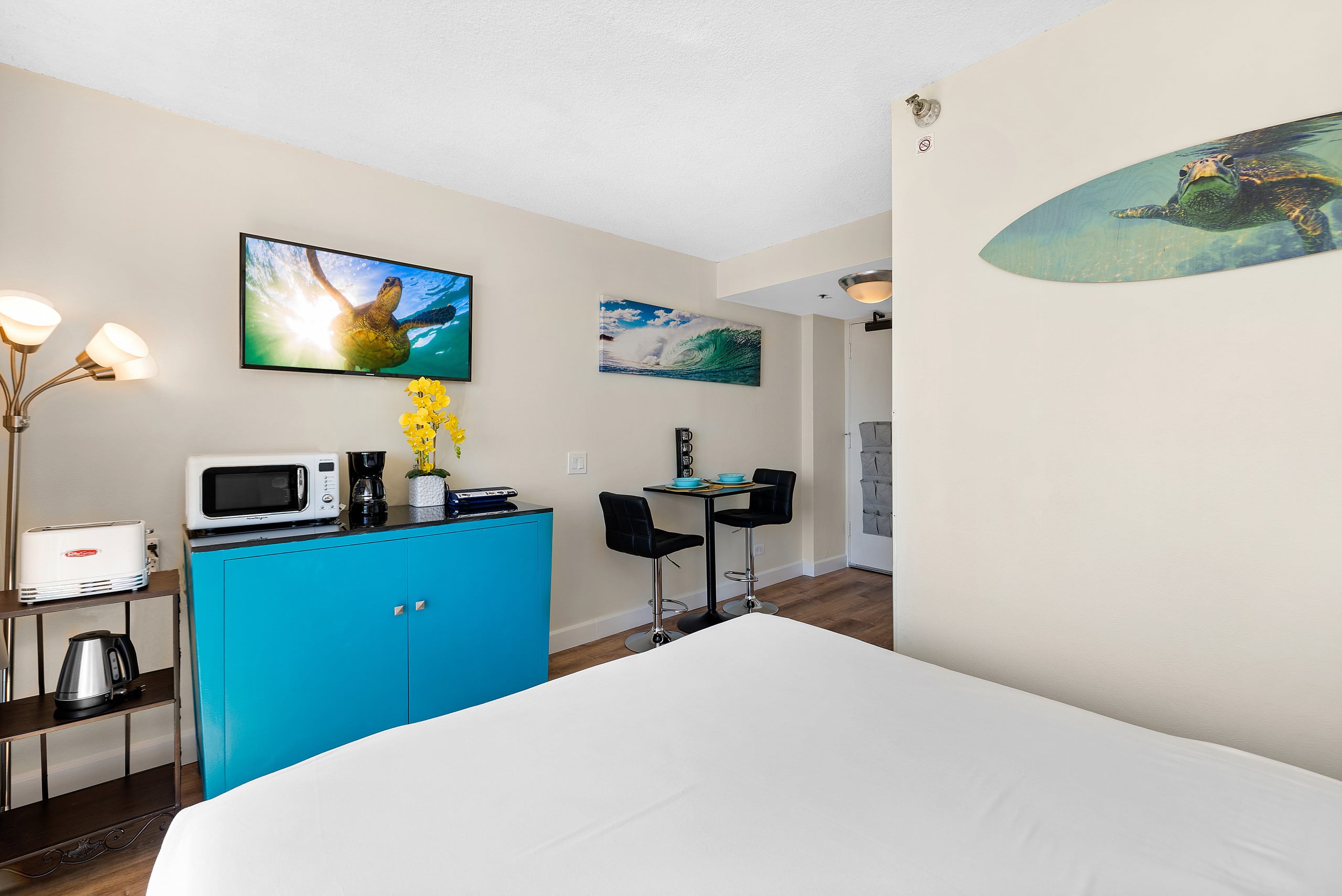 Hotel in Honolulu · ★4.84 · 1 bedroom · 1 bed · 1 private bath - Image 9