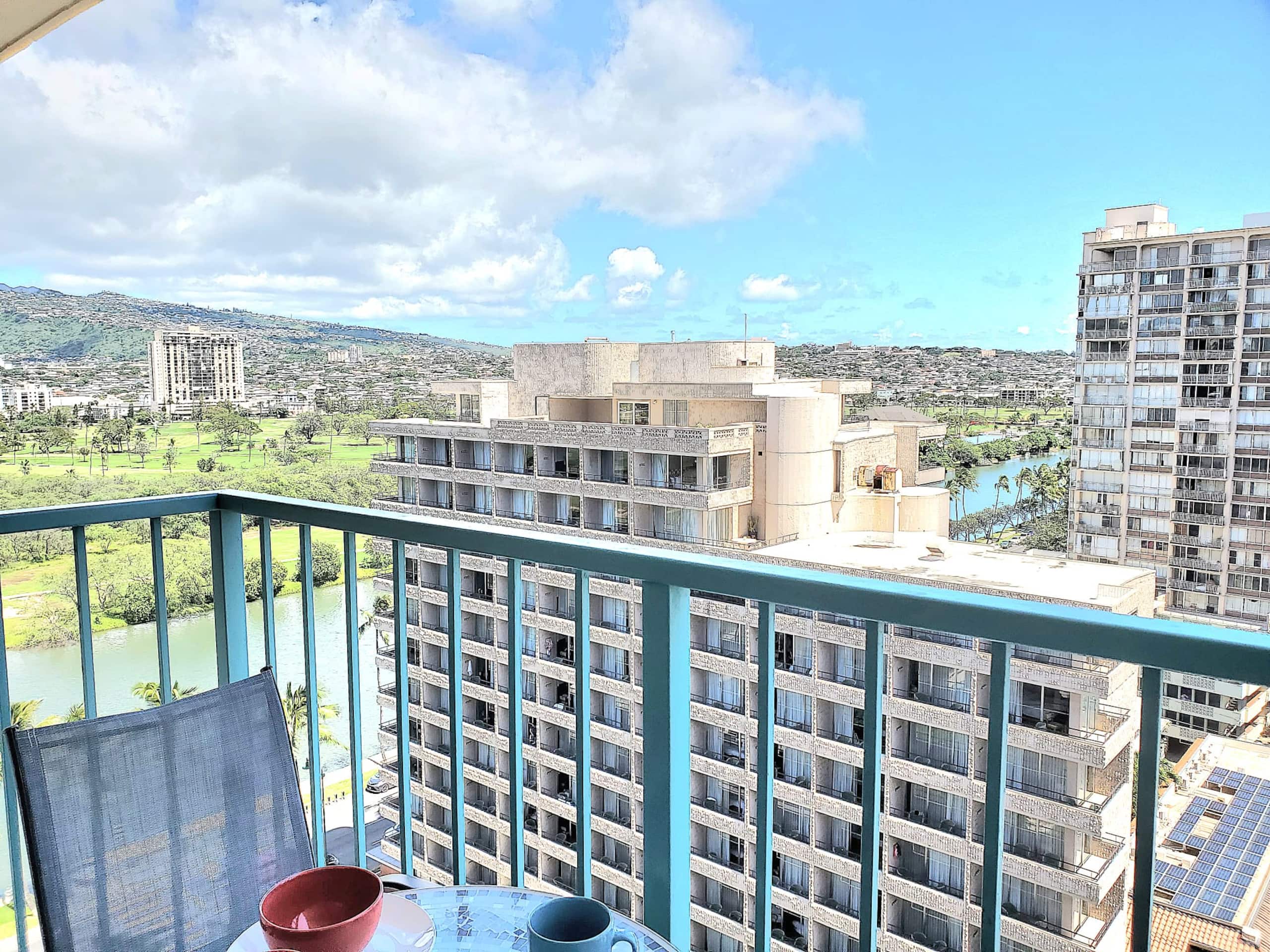 Hotel in Honolulu · ★4.84 · 1 bedroom · 1 bed · 1 private bath - Image 20