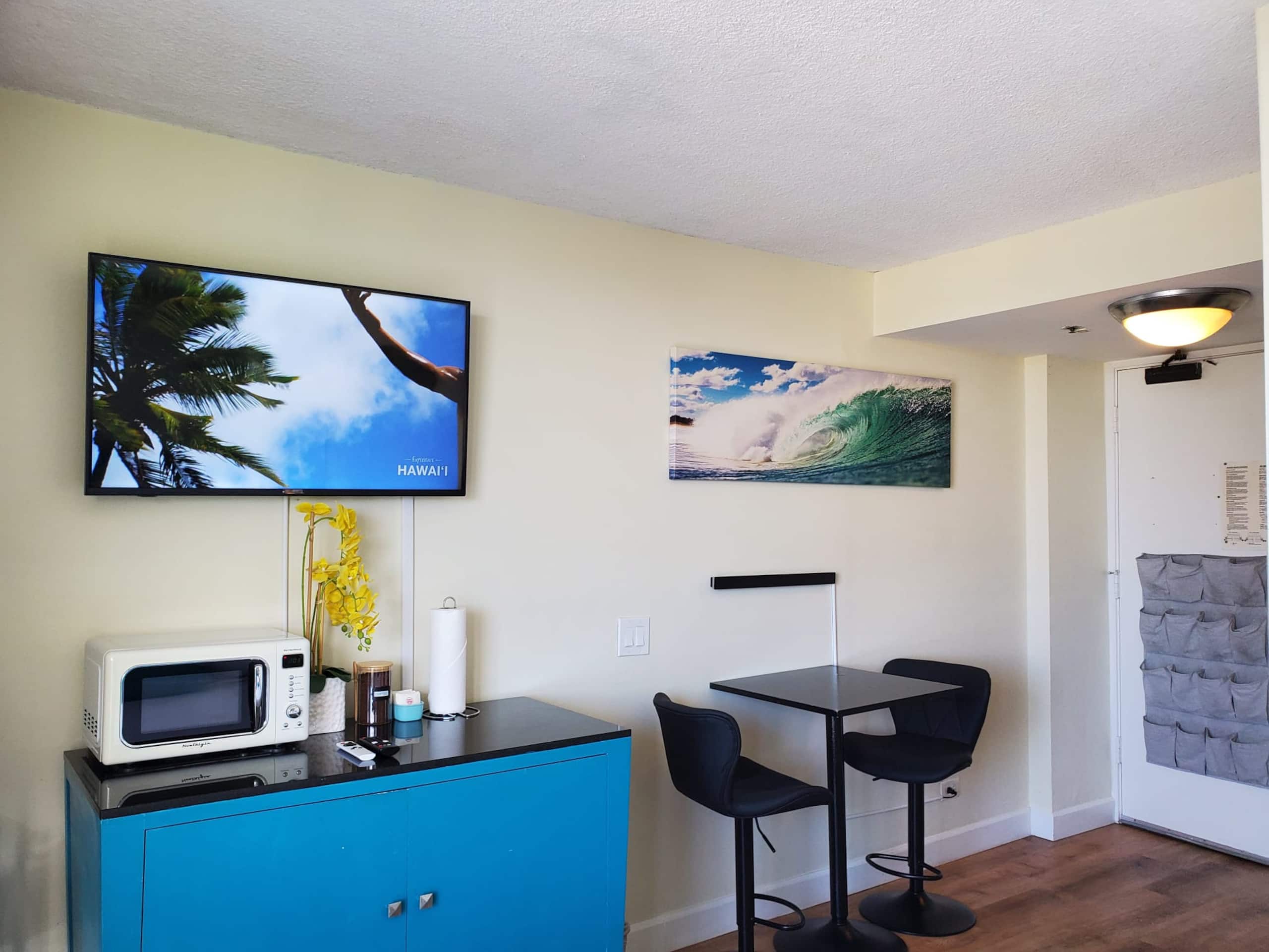 Hotel in Honolulu · ★4.84 · 1 bedroom · 1 bed · 1 private bath - Image 5
