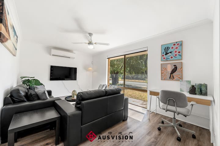 Lakefront 4br Family Retreat Near Mandurah & Beach - 曼杜拉