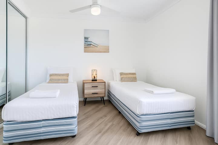 Druhá spálňa s dvoma samostatnými lôžkami – ideálna pre deti