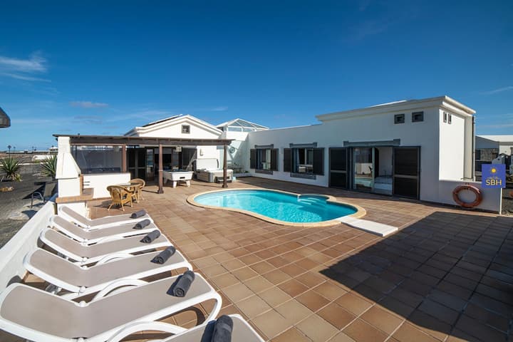 Puesta Del Sol - 3 Bed 3 Bath With Hot Tub - Playa Blanca