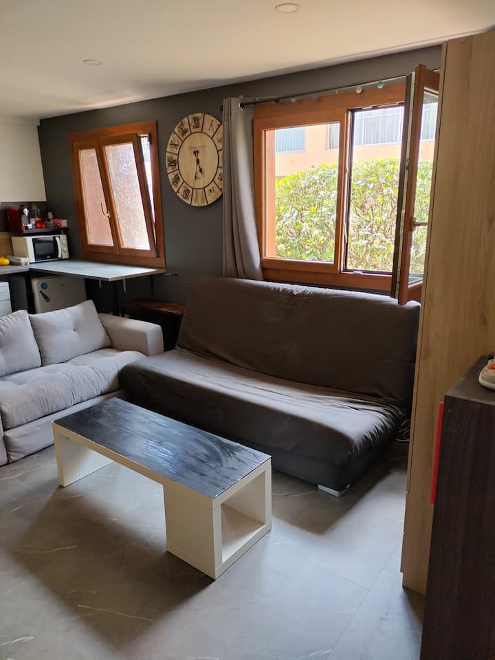 Cagnes-sur-mer : Studio Cosy, Plage Et Gare à Pied - La Gaude