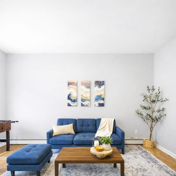 Large 2br Near Albany | 3 Beds • Smart Tvs • Wi-fi - Troy, NY
