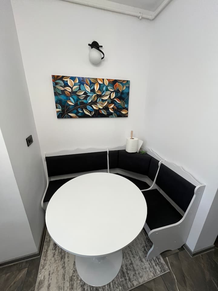 Ideal House Rent - Vulcan