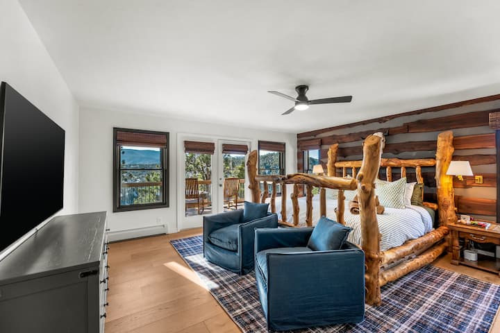 Mockingbird Lodge-Views | Sauna | Hot tub | Arcade - Houses for