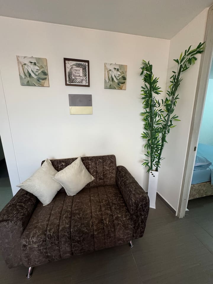 Aparta-estudio Moderno Y Acogedor - Bucaramanga