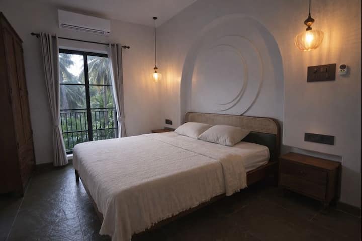 Bedroom 2 image 1