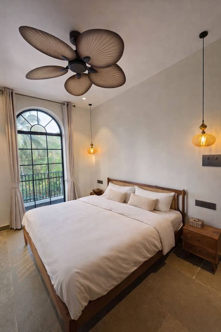 Bedroom 3 image 1