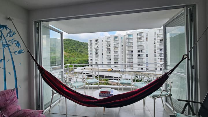 ​Sol, Piscina, Balcon & Hamaca Tu Oasis En Gdot. - Flandes