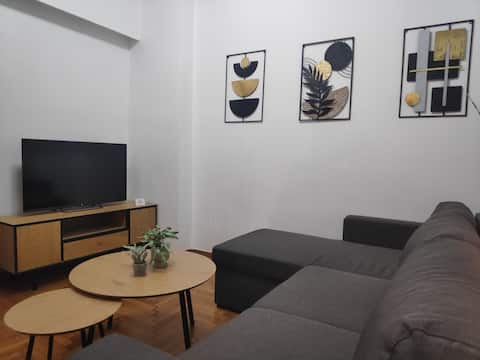 Popular Airbnb listing: Central Avenue Ioannina in Περιφέρεια Ηπείρου