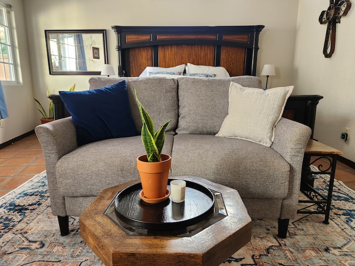 Quiet Private Casita With King Bed - El Cajon, CA