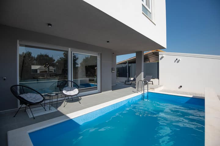 Villa Pomalo - Vodice