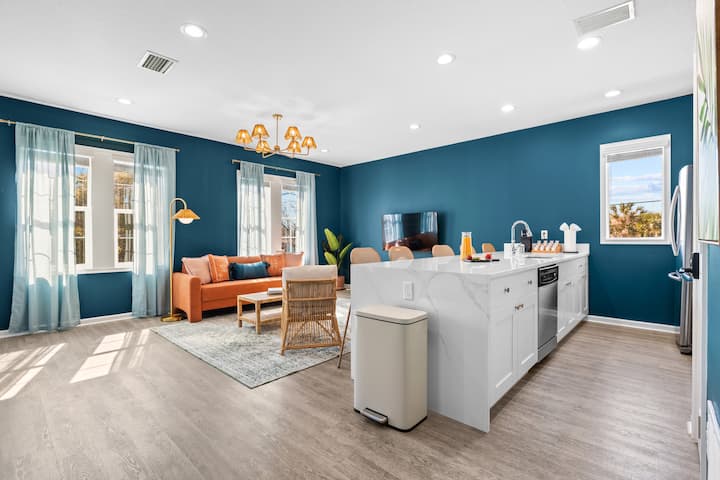 Boho City Escape | Sleeps 8 | Tampa Heights - Tampa
