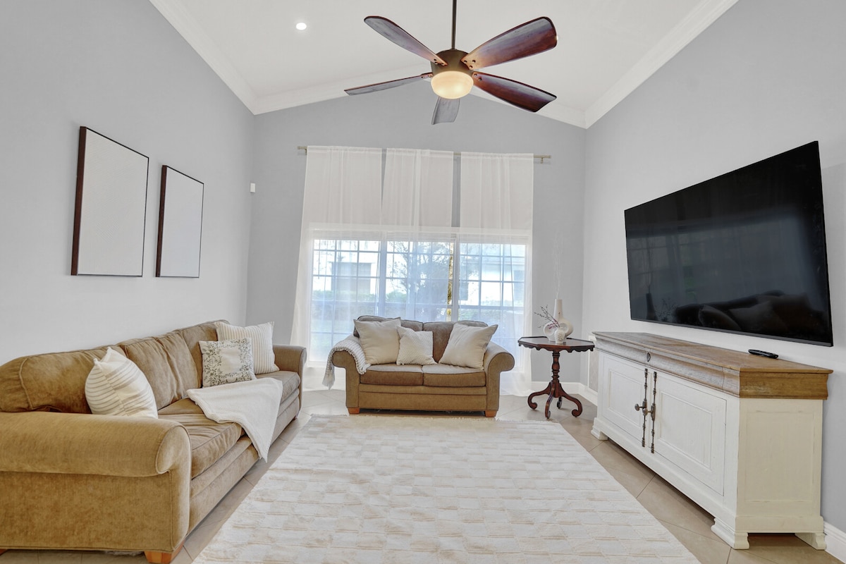 Top performing Airbnb: Serene Equestrian Spa Villa in Wellington