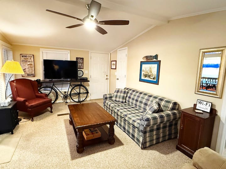 Waterfront, Sunset Views, Swim Pool, Fishing Dock - Eufaula, AL