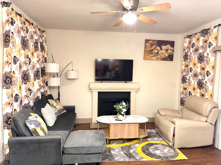Charming Oasisretreat237 Pool-hot Tub+free Parking - Austin, TX