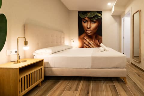 Top performing Airbnb: Cortes Suites C by Concept Flats in Benicalap