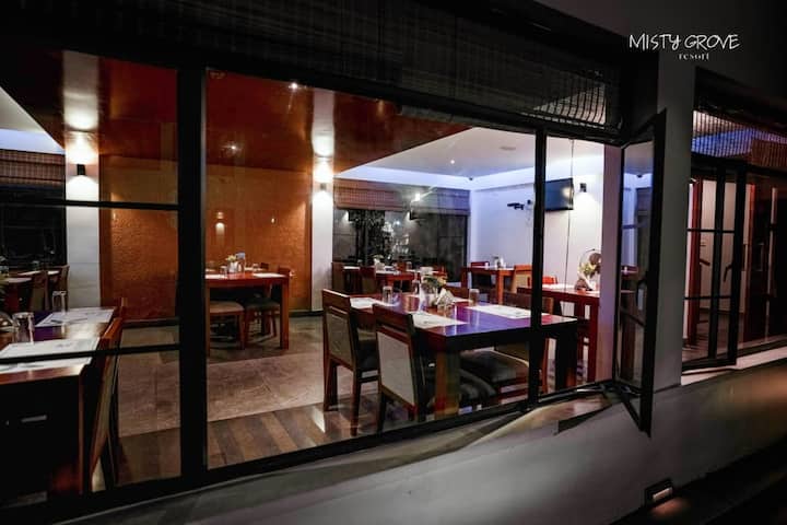 Misty Grove Resort - Deluxe Villas - Bandipur