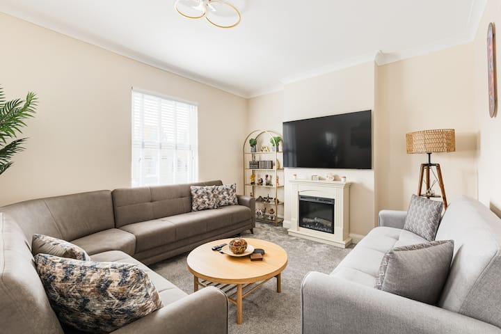New! Lovely 1br Top Floor Flat In Lewisham - London